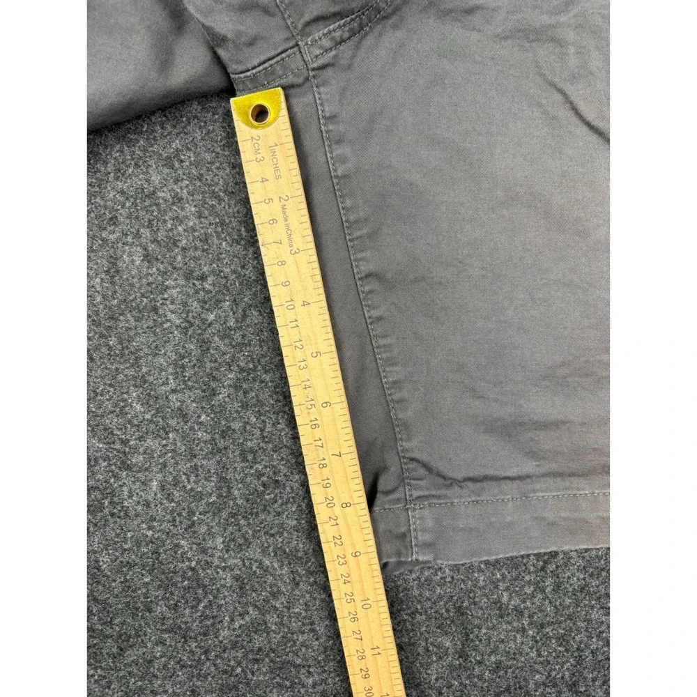 The North Face Mens Gray Chino Shorts Size 38 Flat Front Outdoor Hiking Casual